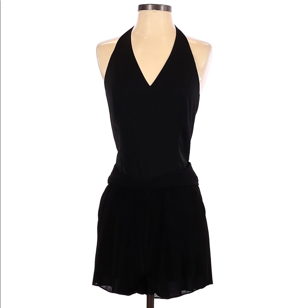 BEBE Black Halter Romper Full Lined Tied around Neck Hidden Zipper Back Medium